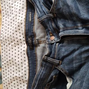 Judy Blue distressed  jeans
